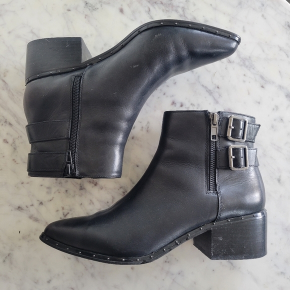 Bleecker & Bond Georgia Bootie in Black Leather - Picture 5 of 9